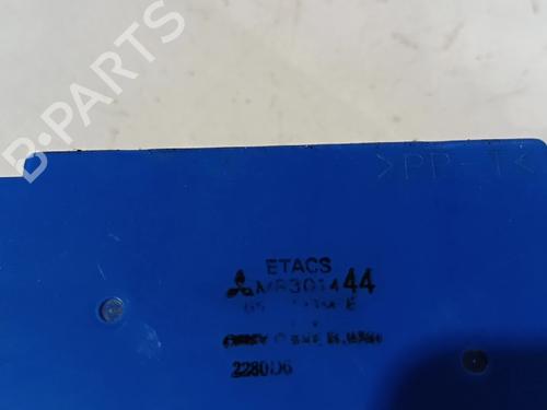 Fuse box MITSUBISHI L400 Van (PD_W, PC_W, PB_V, PA_W, PA_V)  | BP30034098E1 