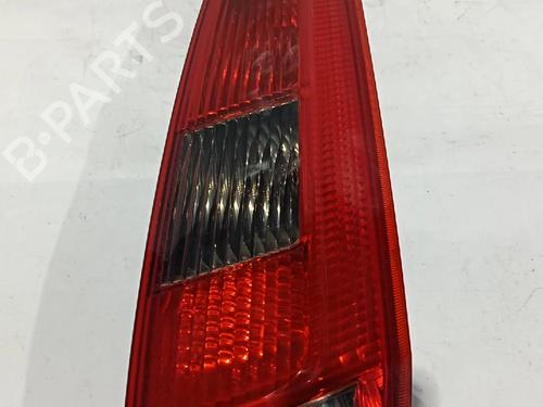 Używane Lampa tylna prawa FORD FIESTA V Van [2002-2010]  30034185