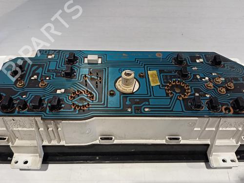 Cuadro instrumentos MITSUBISHI L 300 III Van (P0_V, P1_V, P2_V)  | BP30034272C47 