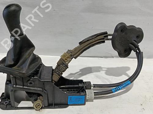Used Gear lever RENAULT MEGANE III Hatchback (BZ0/1_, B3_) [2008-2025]  30034478
