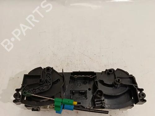 AC-Styringsenhed/Manøvreenhed MITSUBISHI COLT VI (Z3_A, Z2_A) [2002-2012]  30034567