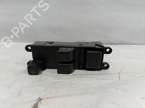 Fensterheberschalter links vorne für NISSAN MICRA II (K11) [1992-2007]  30034552