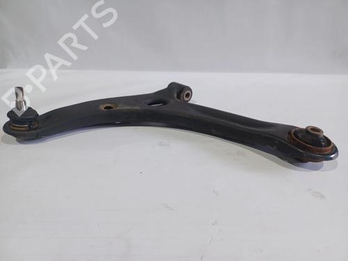 Used Left front suspension arm MITSUBISHI COLT VI (Z3_A, Z2_A) [2002-2012]  30034710