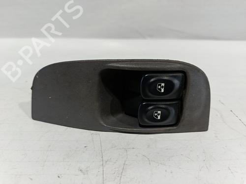 Used Left front window switch RENAULT MEGANE I (BA0/1_) [1995-2004]  30034776