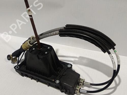 Used Gear lever RENAULT CLIO IV (BH_) 0.9 TCe 90 (BHNF, BHMA, BHMH, BHJK, BHJR) (90 hp) 30035549
