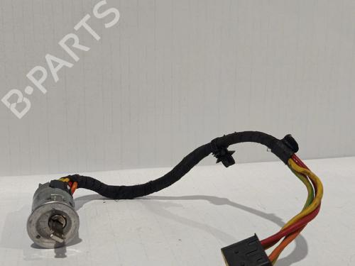 Used Ignition barrel RENAULT CLIO II (BB_, CB_) [1998-2016]  30035624