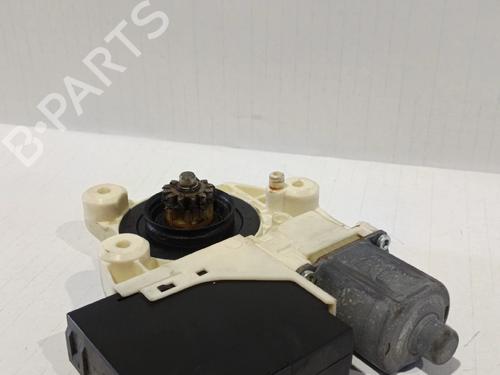 Portierruitmotor linksachter FORD FOCUS II Turnier (DA_, FFS, DS) 1.6 TDCi (110 hp) 30035708