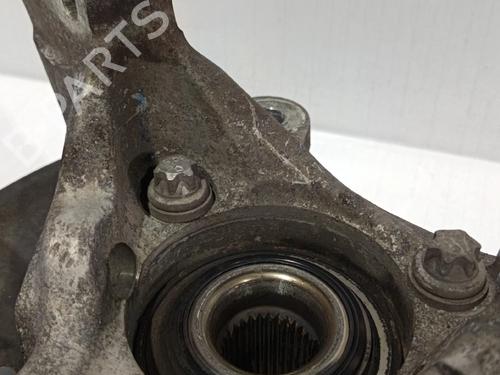 Left front steering knuckle SAAB 9-5 (YS3E)  | BP30035912M25 