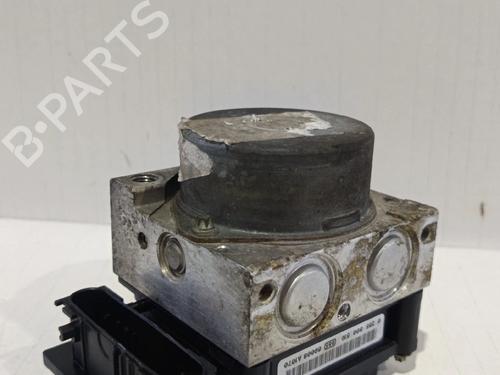 Used ABS pump RENAULT GRAND SCÉNIC II (JM0/1_) [2004-2009]  30036072
