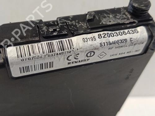 Fuse box RENAULT GRAND SCÉNIC II (JM0/1_) | BP30036748E1