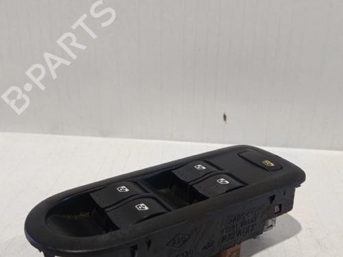 Used Left front window switch RENAULT GRAND SCÉNIC II (JM0/1_) [2004-2009]  30036734