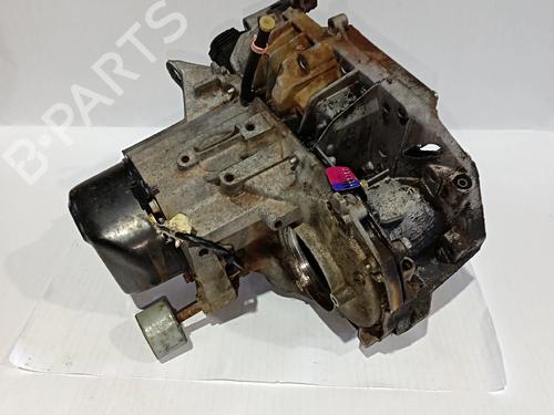 Used Gearbox RENAULT RAPID Box Body/MPV (F40_, G40_) [1985-2001]  30036850
