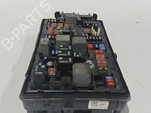 Fuse box OPEL INSIGNIA A (G09) 2.0 CDTI (68) | BP30036910E1 