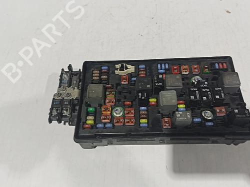 Fuse box OPEL INSIGNIA A (G09) 2.0 CDTI (68) | BP30036910E1 