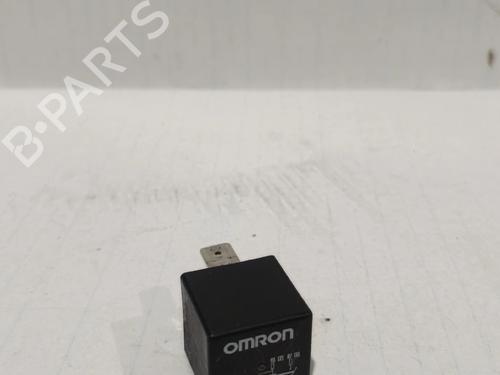 switch-mercedes-benz-vito-bus-w639-2003-30037016 main image