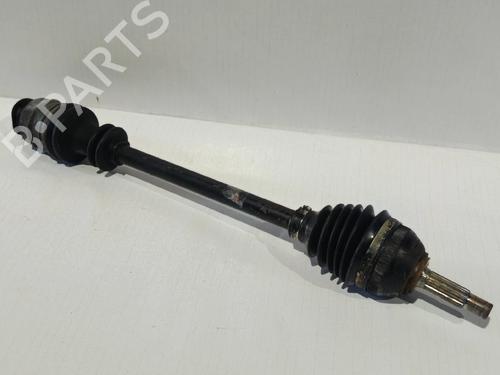 Used Right front driveshaft RENAULT RAPID Box Body/MPV (F40_, G40_) [1985-2001]  30037057