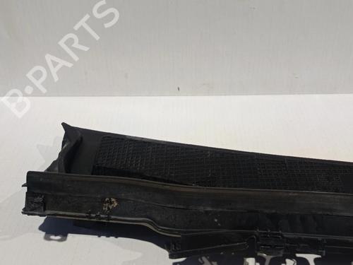 Używane Podszybie MERCEDES-BENZ A-CLASS (W177) [2018-2025]  30037214