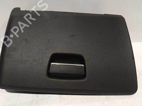 Handskerum BMW 1 (E87) [2003-2013]  30038144