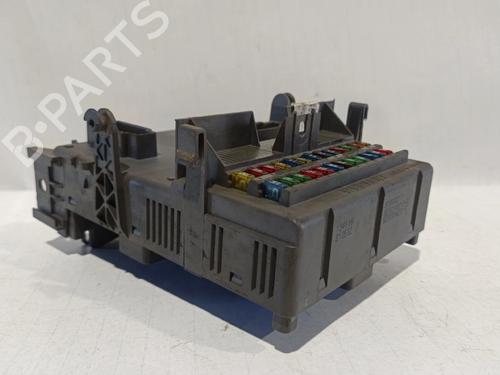 Fuse box RENAULT LAGUNA II (BG0/1_) 1.9 dCi (BG08, BG0G) | BP30038368E1