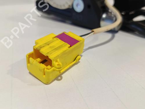 Høyre foran beltestrammer VW EOS (1F7, 1F8) 1.4 TSI | BP30038541C88