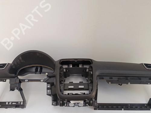 Tableau de bord VW EOS (1F7, 1F8) 1.4 TSI (160 hp) 30038601
