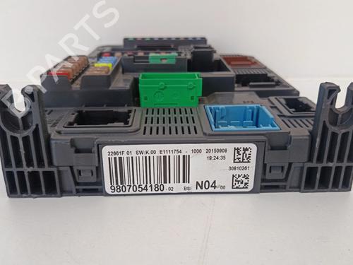 Fuse box PEUGEOT 308 I (4A_, 4C_) 1.6 HDi | BP30038906E1