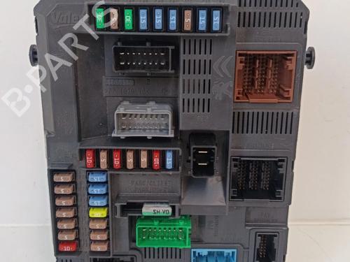 Fuse box PEUGEOT 308 I (4A_, 4C_) 1.6 HDi | BP30038906E1