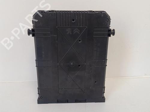 Fuse box PEUGEOT 308 I (4A_, 4C_) 1.6 HDi | BP30038906E1