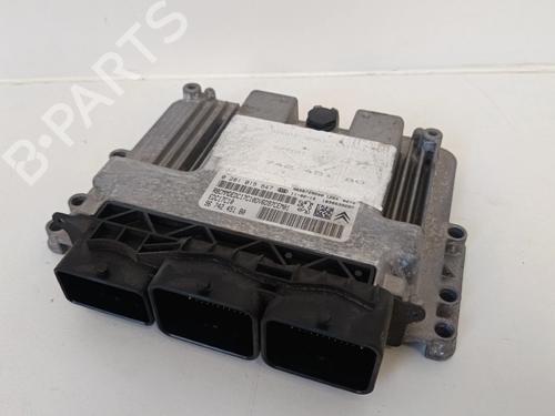 Used Engine control unit (ECU) PEUGEOT 308 I (4A_, 4C_) 1.6 HDi (90 hp) 30038902