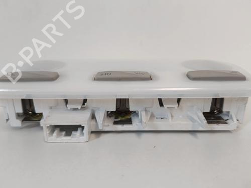 Other RENAULT MEGANE III Hatchback (BZ0/1_, B3_) | BP30039253O1