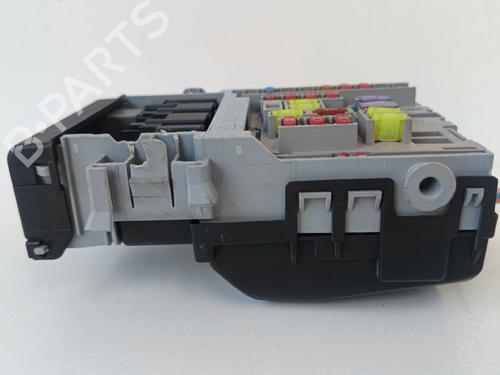 Fuse box OPEL ASTRA J (P10) | BP30039335E1
