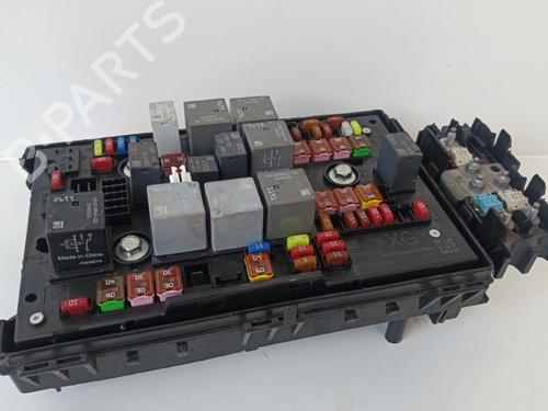 Sikringsdåse OPEL ASTRA J (P10) 1.6 CDTi (68) (110 hp) 30039343