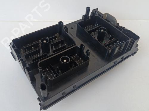 Fuse box OPEL ASTRA J (P10) 1.6 CDTi (68) | BP30039343E1