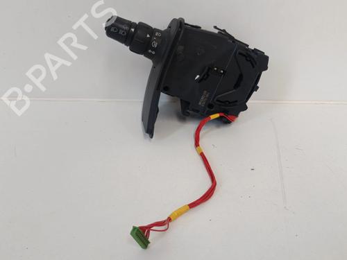 Used Headlight switch RENAULT CLIO III (BR0/1, CR0/1) [2005-2014]  30039348
