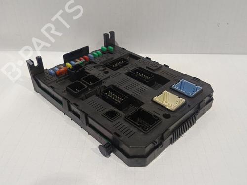 Zekeringkast CITROËN C4 Picasso I MPV (UD_) 1.6 HDi (109 hp) 30039817