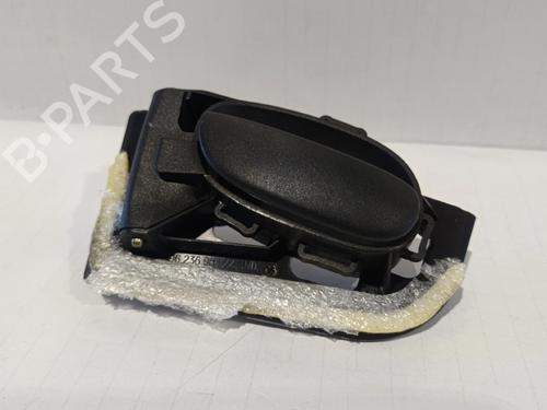 Venstre fortil invendig håndtag PEUGEOT 206 Van 1.1 (60 hp) 30039869