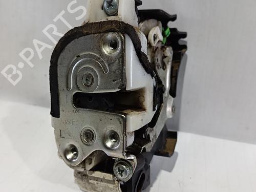 Used Front left lock MITSUBISHI L200 / TRITON (KA_T, KB_T) [2004-2018]  30040308