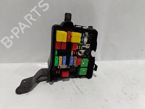 Used Fuse box PEUGEOT 208 I (CA_, CC_) 1.6 HDi / BlueHDi 75 (75 hp) 30040385