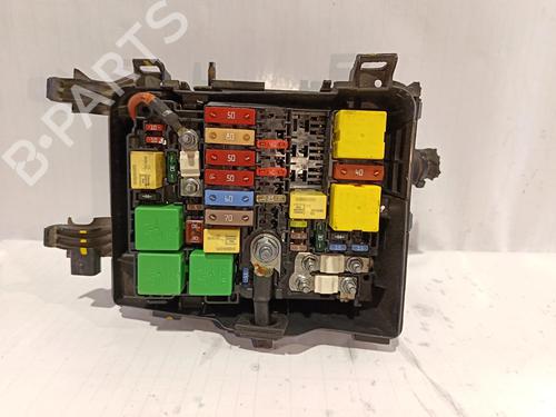 Used Fuse box PEUGEOT 308 II (LB_, LP_, LW_, LH_, L3_) 1.6 HDi (92 hp) 30040384