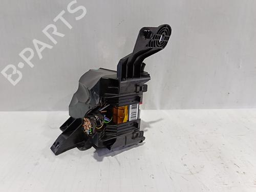 Fuse box PEUGEOT 308 II (LB_, LP_, LW_, LH_, L3_) 1.6 HDi | BP30040383E1 