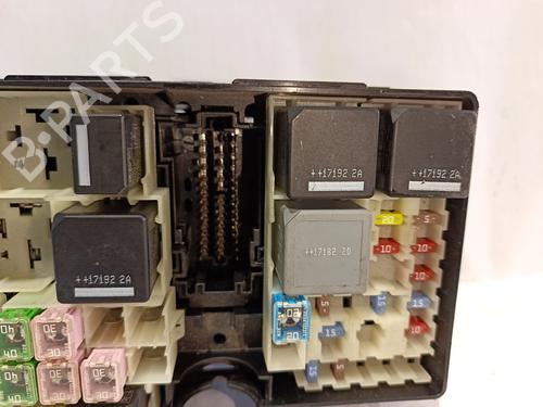 Fuse box FORD FOCUS III | BP30040382E1