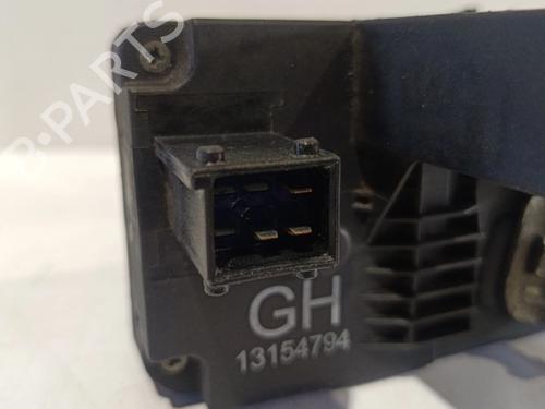 Zamek drzwi tylnych prawych OPEL MERIVA A MPV (X03)  | BP30040576C99 