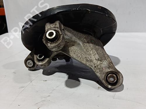 Venstre hjullejehus spindel INFINITI Q50  | BP30040797M27 