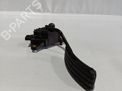 Pédale RENAULT SCÉNIC II (JM0/1_) [2003-2010]  30040825