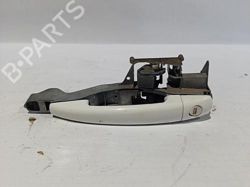 Used Front left exterior door handle PEUGEOT 208 I (CA_, CC_) [2012-2021]  30041461