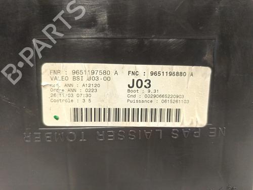 Sikringsdåse PEUGEOT 307 Saloon  | BP30042172E1