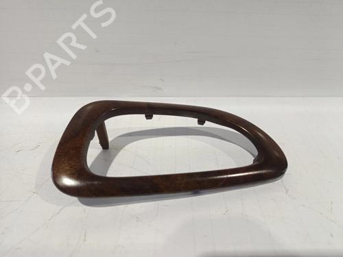 BP30042197O1 main image