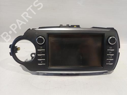 Used Radio TOYOTA YARIS (_P15_) [2013-2025]  30042347