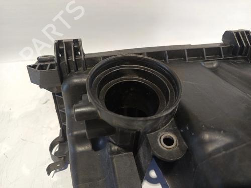 Luftfilter kasse TOYOTA YARIS (_P1_)  | BP30042422M87 