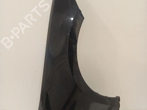 Używane Błotnik przedni prawy BMW 1 (E87) [2003-2013]  30042603